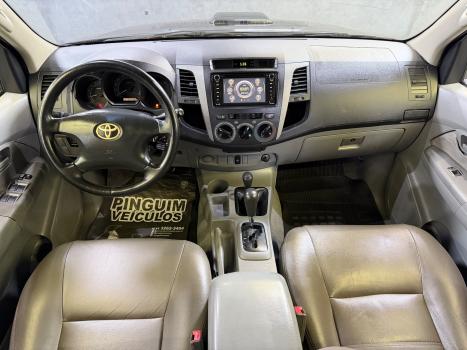 TOYOTA Hilux Caminhonete 3.0 4P 4X4 SRV TURBO DIESEL CABINE DUPLA AUTOMTICO, Foto 9