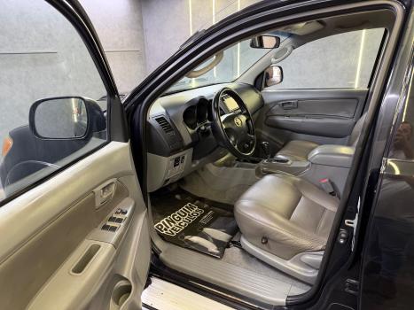 TOYOTA Hilux Caminhonete 3.0 4P 4X4 SRV TURBO DIESEL CABINE DUPLA AUTOMTICO, Foto 10