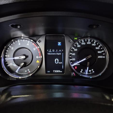 TOYOTA Hilux Caminhonete 2.8 16V SRX 4X4 TURBO DIESEL CABINE DUPLA AUTOMTICO, Foto 9