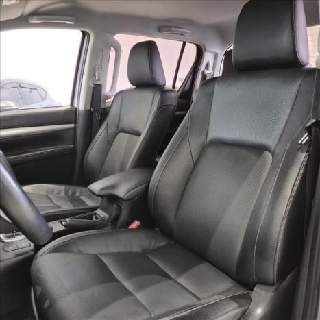 TOYOTA Hilux Caminhonete 2.8 16V SRX 4X4 TURBO DIESEL CABINE DUPLA AUTOMTICO, Foto 13