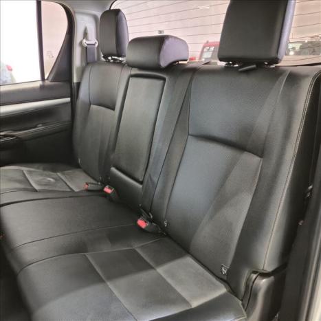 TOYOTA Hilux Caminhonete 2.8 16V SRX 4X4 TURBO DIESEL CABINE DUPLA AUTOMTICO, Foto 14