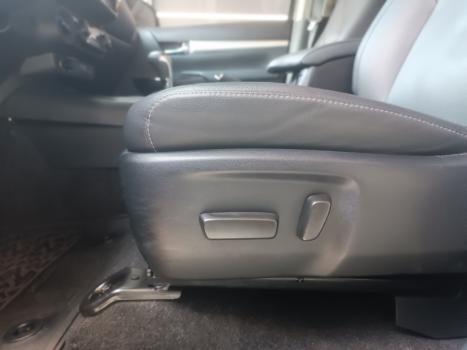 TOYOTA Hilux Caminhonete 2.8 16V SRX 4X4 DIESEL CABINE DUPLA AUTOMTICO, Foto 7
