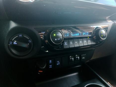 TOYOTA Hilux Caminhonete 2.8 16V SRX 4X4 DIESEL CABINE DUPLA AUTOMTICO, Foto 8