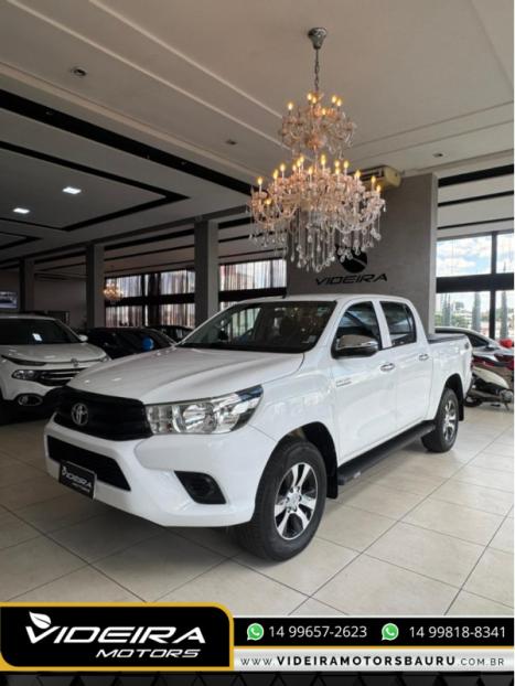 TOYOTA Hilux Caminhonete 2.8 4P 4X4 DIESEL CABINE DUPLA, Foto 2