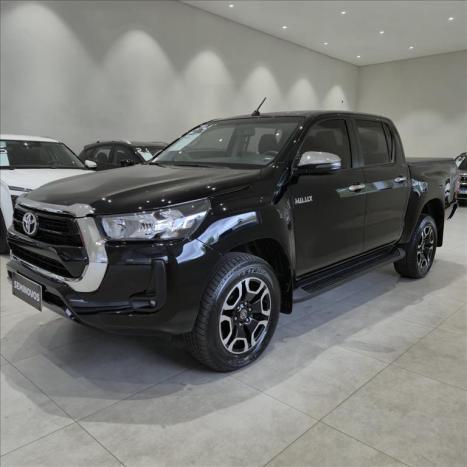 TOYOTA Hilux Caminhonete 2.8 16V SRV 4X4 DIESEL CABINE DUPLA AUTOMTICO, Foto 3