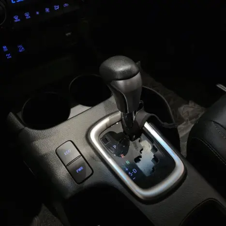 TOYOTA Hilux Caminhonete 2.8 16V SRV 4X4 DIESEL CABINE DUPLA AUTOMTICO, Foto 10