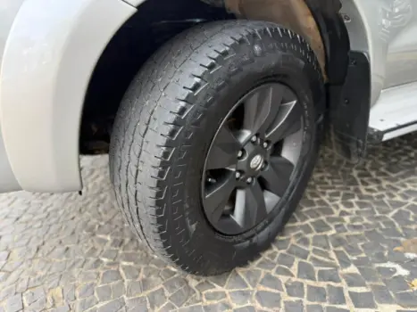 TOYOTA Hilux Caminhonete 3.0 4P 4X4 SRV TURBO DIESEL CABINE DUPLA, Foto 16