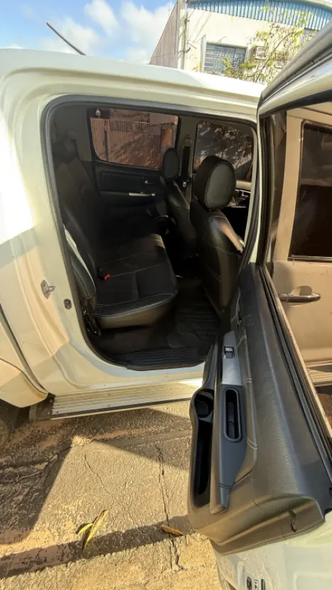 TOYOTA Hilux Caminhonete 3.0 4P 4X4 SRV TURBO DIESEL CABINE DUPLA AUTOMTICO, Foto 7