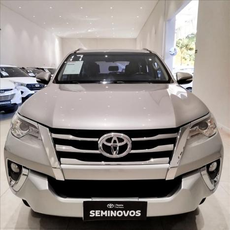 TOYOTA Hilux Caminhonete 2.7 16V 4P SR FLEX CABINE DUPLA AUTOMTICO, Foto 2