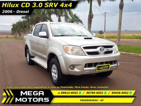 TOYOTA Hilux Caminhonete 3.0 4P 4X4 SRV TURBO DIESEL CABINE DUPLA AUTOMTICO, Foto 1