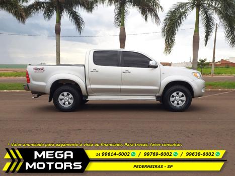 TOYOTA Hilux Caminhonete 3.0 4P 4X4 SRV TURBO DIESEL CABINE DUPLA AUTOMTICO, Foto 8
