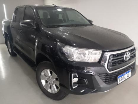 TOYOTA Hilux Caminhonete 2.7 16V 4P SR FLEX CABINE DUPLA AUTOMTICO, Foto 1