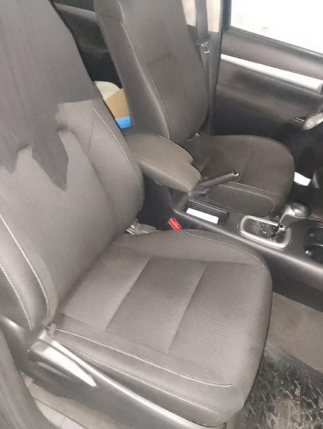 TOYOTA Hilux Caminhonete 2.7 16V 4P SR FLEX CABINE DUPLA AUTOMTICO, Foto 3