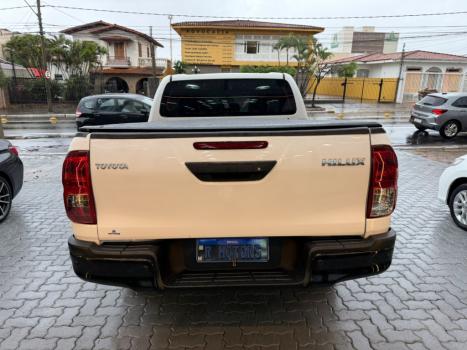 TOYOTA Hilux Caminhonete 2.8 4P 4X4 DIESEL CABINE DUPLA, Foto 5