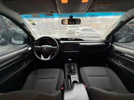 TOYOTA Hilux Caminhonete 2.8 4P 4X4 DIESEL CABINE DUPLA, Foto 8
