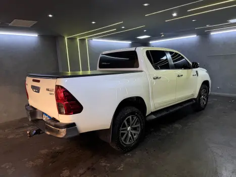 TOYOTA Hilux Caminhonete 2.7 16V 4P SRV FLEX CABINE DUPLA AUTOM�TICO, Foto 7