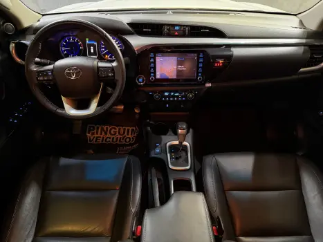 TOYOTA Hilux Caminhonete 2.7 16V 4P SRV FLEX CABINE DUPLA AUTOM�TICO, Foto 9