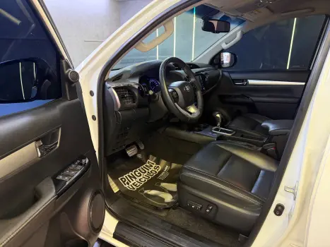 TOYOTA Hilux Caminhonete 2.7 16V 4P SRV FLEX CABINE DUPLA AUTOM�TICO, Foto 10