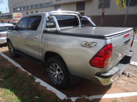 TOYOTA Hilux Caminhonete 2.8 16V SRX 4X4 TURBO DIESEL CABINE DUPLA AUTOM�TICO, Foto 6