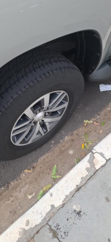 TOYOTA Hilux Caminhonete 2.7 16V 4P SRV FLEX 4X4  CABINE DUPLA AUTOM�TICO, Foto 5