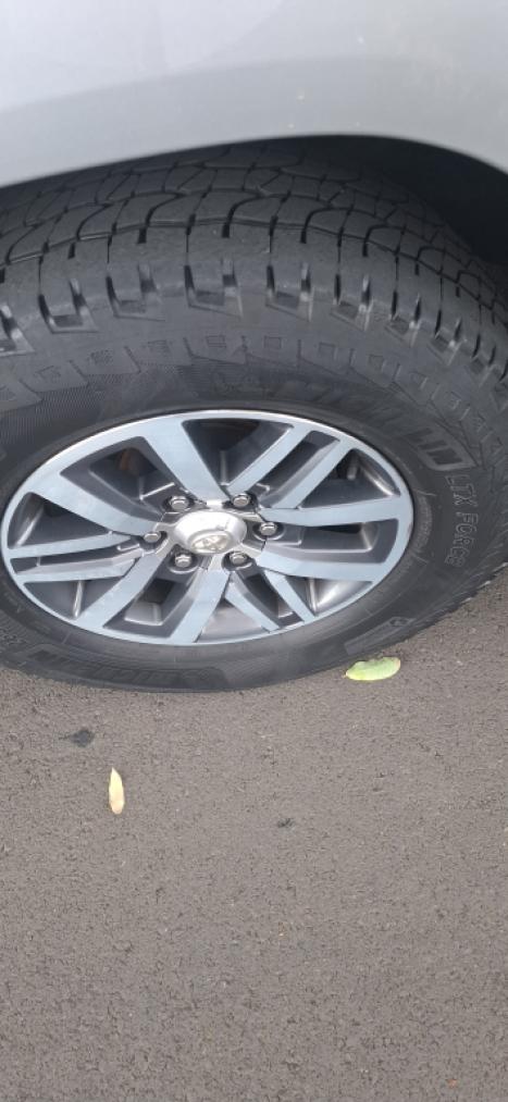 TOYOTA Hilux Caminhonete 2.7 16V 4P SRV FLEX 4X4  CABINE DUPLA AUTOM�TICO, Foto 8