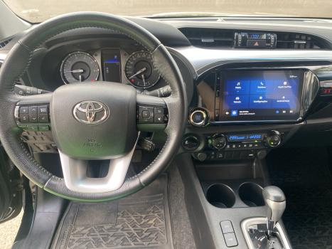 TOYOTA Hilux Caminhonete 2.8 16V SRV 4X4 DIESEL CABINE DUPLA AUTOM�TICO, Foto 12