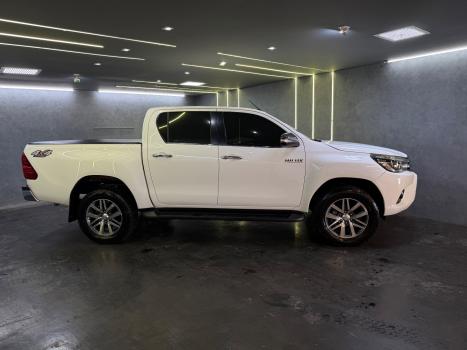 TOYOTA Hilux Caminhonete 2.8 16V SRX 4X4 TURBO DIESEL CABINE DUPLA AUTOM�TICO, Foto 5