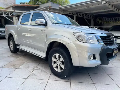TOYOTA Hilux Caminhonete 3.0 16V 4P 4X4 SRV TURBO DIESEL, Foto 1