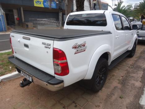 TOYOTA Hilux Caminhonete 3.0 4P 4X4 SRV TURBO DIESEL CABINE DUPLA AUTOM�TICO, Foto 6