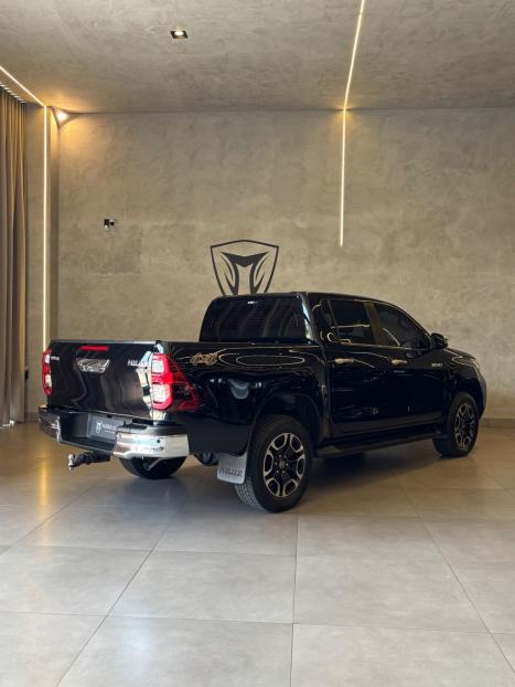 TOYOTA Hilux Caminhonete 2.8 16V SRX 4X4 DIESEL CABINE DUPLA AUTOM�TICO, Foto 5