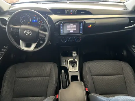 TOYOTA Hilux Caminhonete 2.7 16V 4P SR FLEX CABINE DUPLA AUTOM�TICO, Foto 6