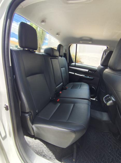 TOYOTA Hilux Caminhonete 2.8 16V SRV 4X4 DIESEL CABINE DUPLA AUTOM�TICO, Foto 13