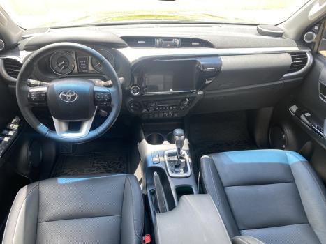 TOYOTA Hilux Caminhonete 2.8 16V SRX PLUS 4X4 TURBO DIESEL CABINE DUPLA AUTOM�TICO, Foto 14