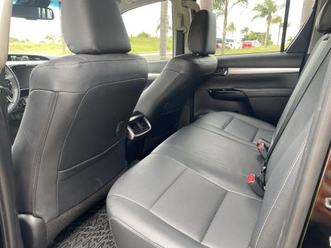 TOYOTA Hilux Caminhonete 2.8 16V SRX PLUS 4X4 TURBO DIESEL CABINE DUPLA AUTOM�TICO, Foto 15
