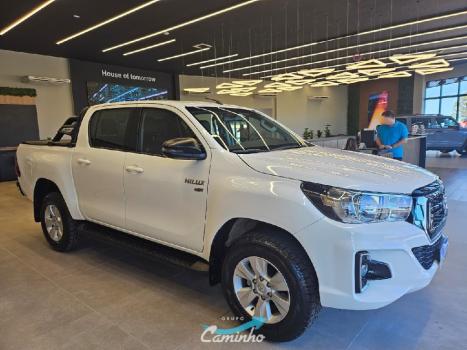 TOYOTA Hilux Caminhonete 2.7 16V 4P SR AUTOM�TICO, Foto 3