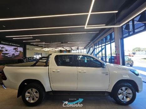 TOYOTA Hilux Caminhonete 2.7 16V 4P SR AUTOM�TICO, Foto 4