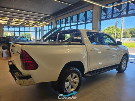 TOYOTA Hilux Caminhonete 2.7 16V 4P SR AUTOM�TICO, Foto 5