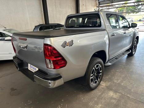 TOYOTA Hilux Caminhonete 2.8 16V SRV 4X4 DIESEL CABINE DUPLA AUTOM�TICO, Foto 2