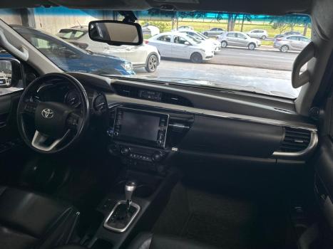 TOYOTA Hilux Caminhonete 2.8 16V SRV 4X4 DIESEL CABINE DUPLA AUTOM�TICO, Foto 12
