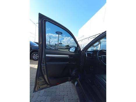 TOYOTA Hilux Caminhonete 2.8 16V SRX 4X4 TURBO DIESEL CABINE DUPLA AUTOM�TICO, Foto 12