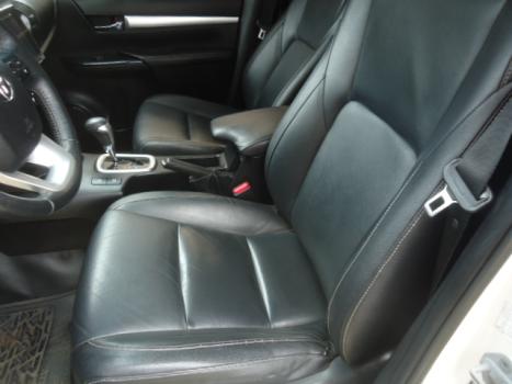 TOYOTA Hilux Caminhonete 2.8 16V SRV 4X4 DIESEL CABINE DUPLA AUTOM�TICO, Foto 3