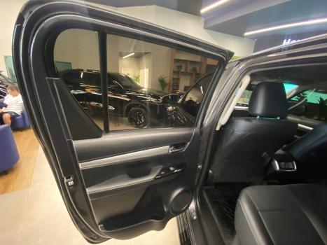 TOYOTA Hilux Caminhonete 2.8 16V SRV 4X4 DIESEL CABINE DUPLA AUTOM�TICO, Foto 9