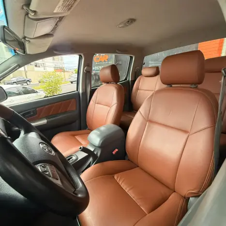 TOYOTA Hilux Caminhonete 2.7 16V 4P SR CABINE DUPLA AUTOM�TICO, Foto 11