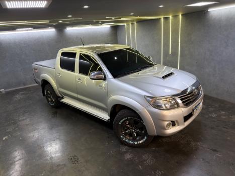 TOYOTA Hilux Caminhonete 3.0 4P SRV DIESEL CABINE DUPLA, Foto 1