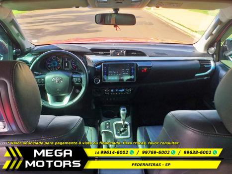 TOYOTA Hilux Caminhonete 2.8 16V SRX 4X4 TURBO DIESEL CABINE DUPLA AUTOM�TICO, Foto 12