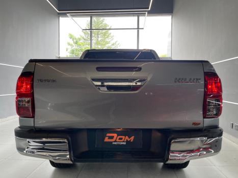 TOYOTA Hilux Caminhonete 2.7 16V 4P SR CABINE DUPLA AUTOM�TICO, Foto 4
