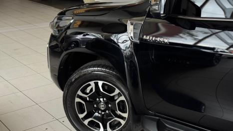 TOYOTA Hilux Caminhonete 2.8 16V SRX 4X4 TURBO DIESEL CABINE DUPLA AUTOM�TICO, Foto 23