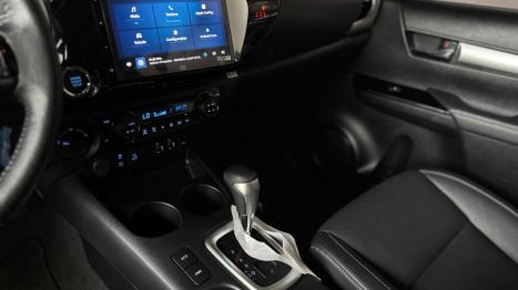 TOYOTA Hilux Caminhonete 2.8 16V SRX 4X4 TURBO DIESEL CABINE DUPLA AUTOM�TICO, Foto 26