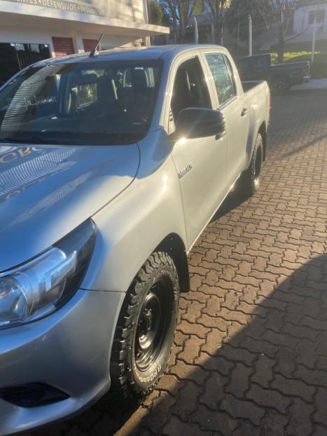 TOYOTA Hilux Caminhonete 2.8 16V  LOW M4FD 4X4 TURBO DIESEL CABINE DUPLA, Foto 2