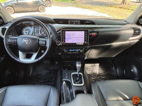TOYOTA Hilux Caminhonete 2.8 16V SRV 4X4 DIESEL CABINE DUPLA AUTOM�TICO, Foto 11